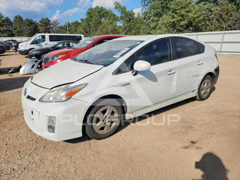 2011 Toyota PRIUS photo