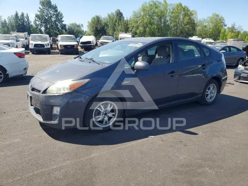 2011 Toyota PRIUS photo