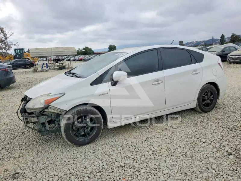 2011 Toyota PRIUS фото