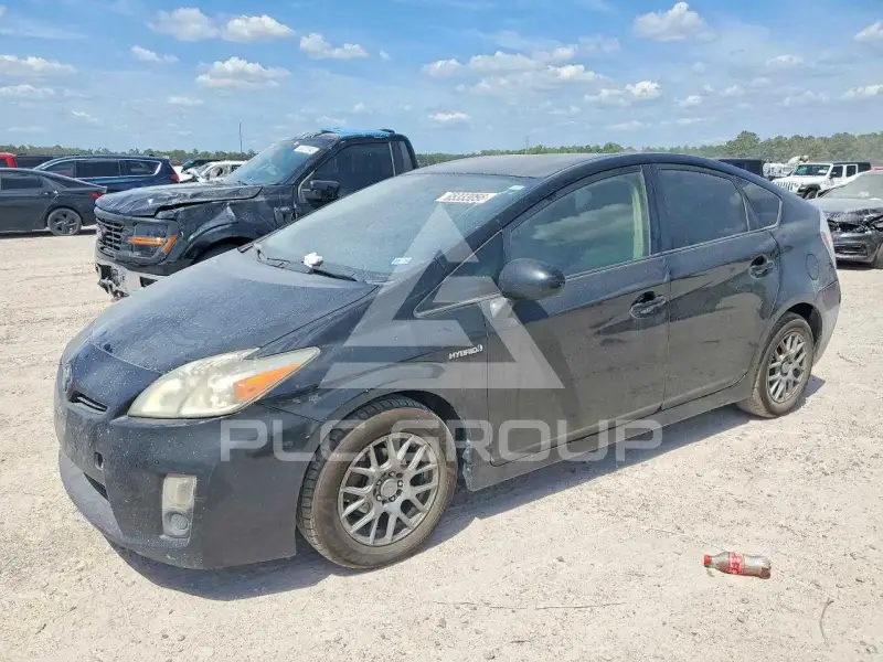 2011 Toyota PRIUS фото