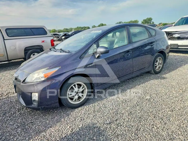 2011 Toyota PRIUS photo