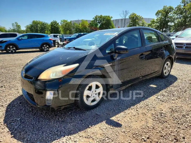 2011 Toyota PRIUS фото