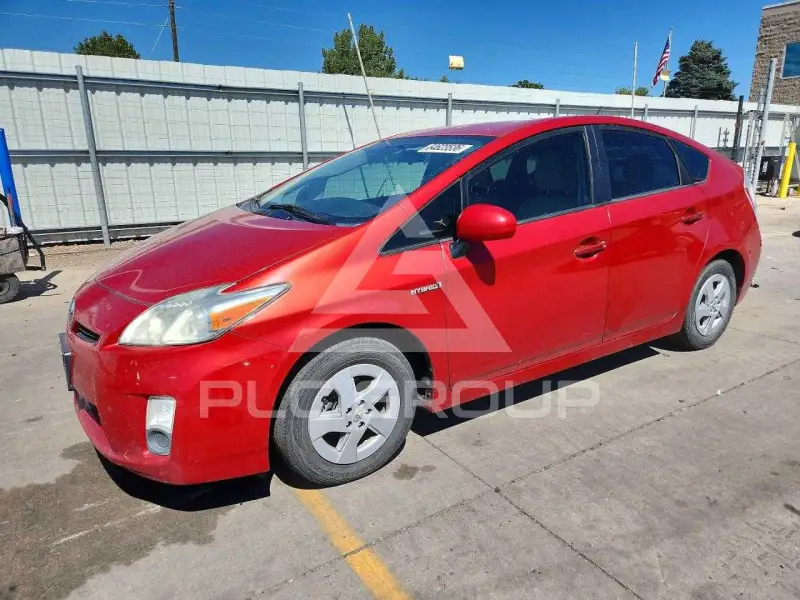 2011 Toyota PRIUS фото