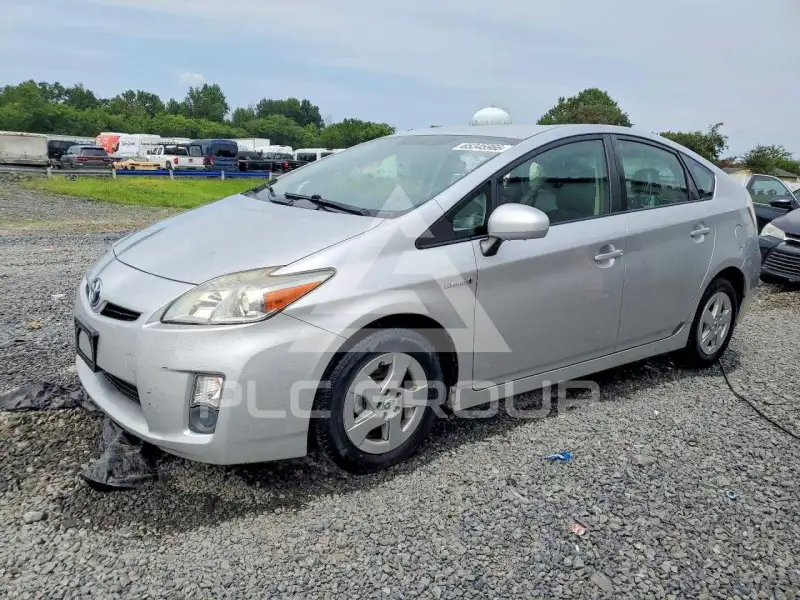 2011 Toyota PRIUS фото