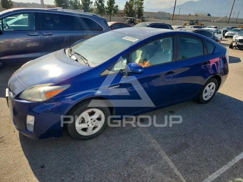 2011 Toyota PRIUS photo