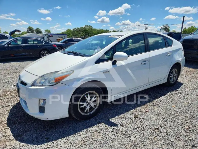 2011 Toyota PRIUS photo