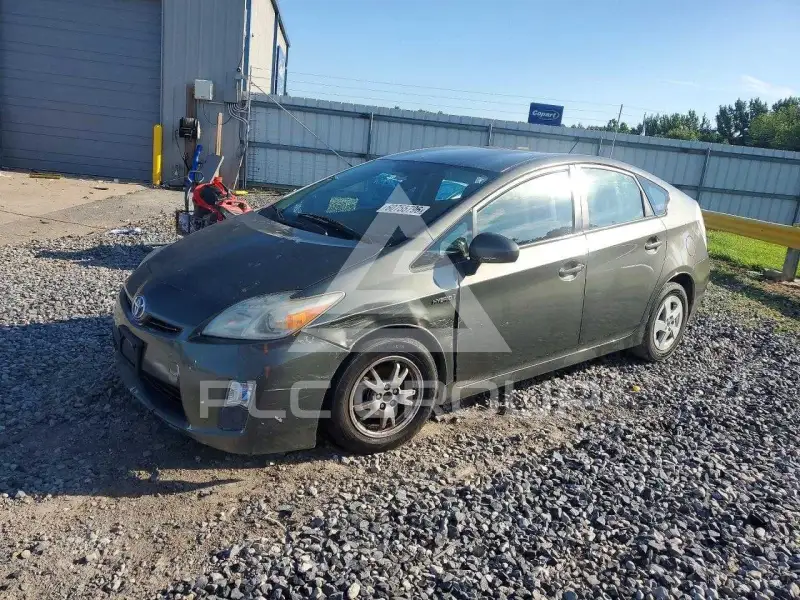 2011 Toyota PRIUS фото