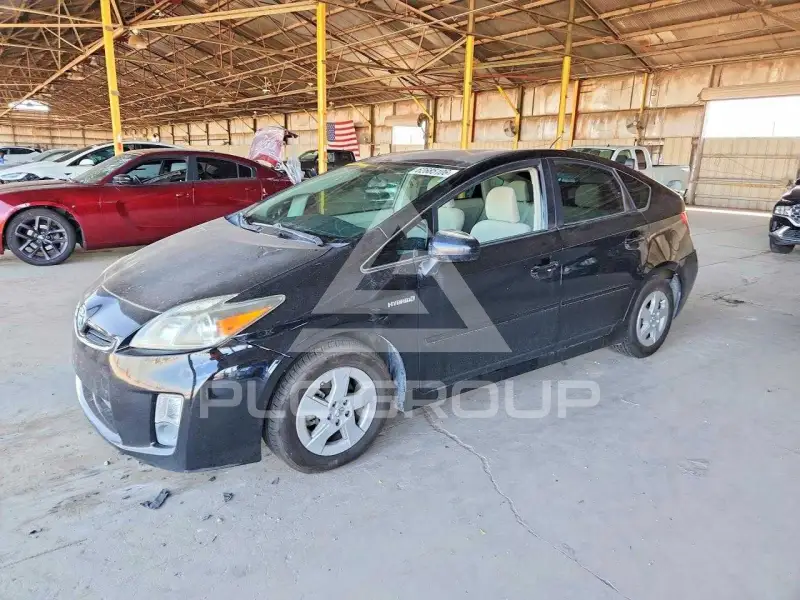 2011 Toyota PRIUS фото