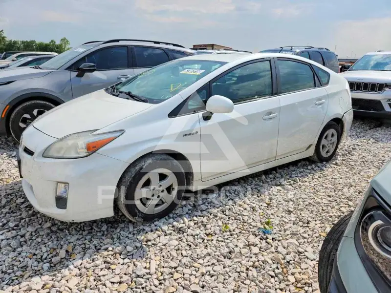 2011 Toyota PRIUS photo