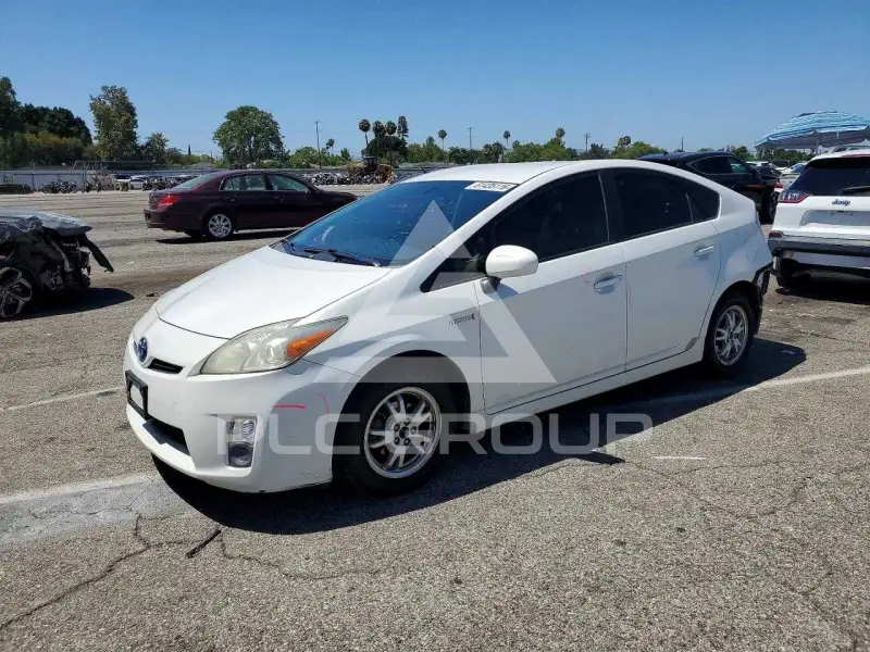 2011 Toyota PRIUS photo