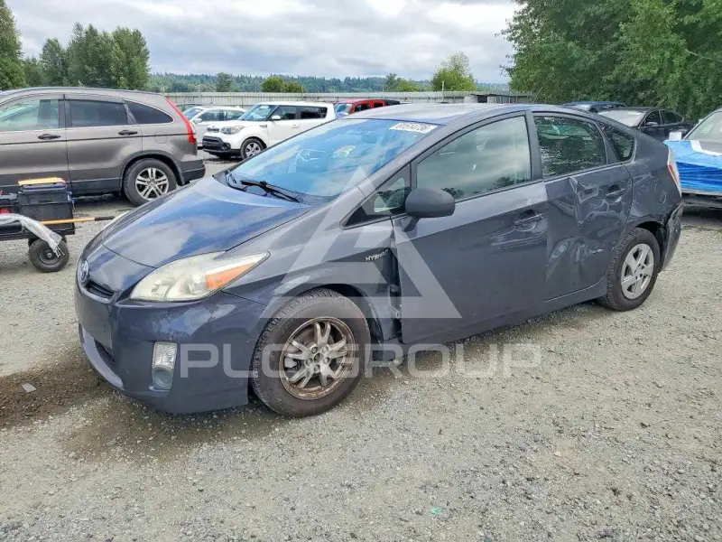 2011 Toyota PRIUS фото