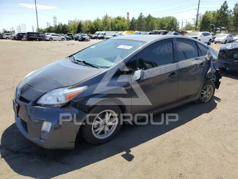 2011 Toyota PRIUS фото