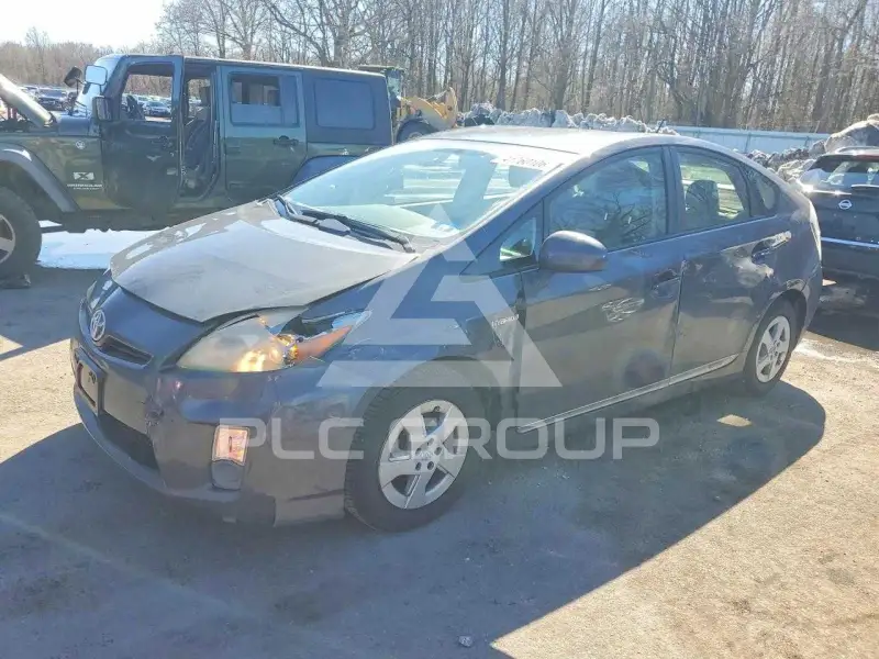 2011 Toyota PRIUS photo