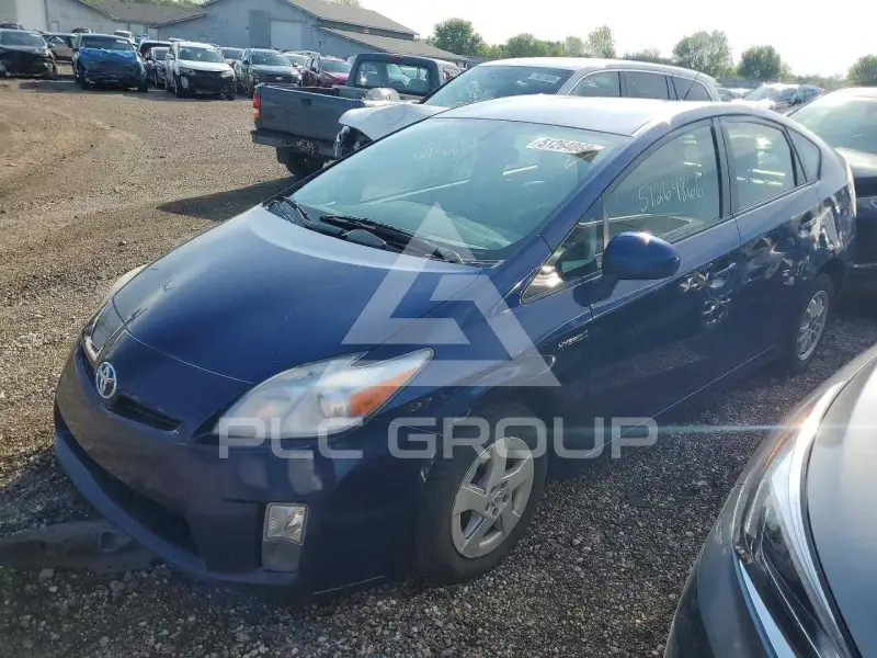 2011 Toyota PRIUS фото