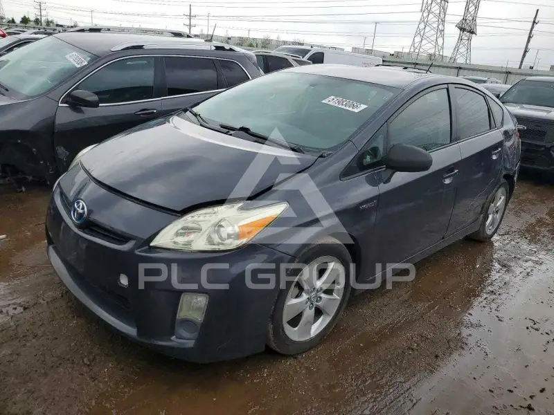 2011 Toyota PRIUS фото