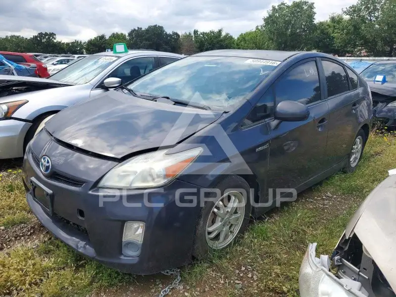 2011 Toyota PRIUS фото