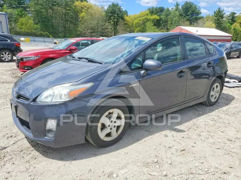 2011 Toyota PRIUS фото