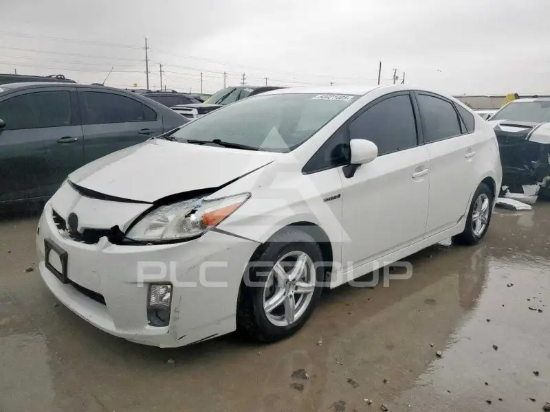 2011 Toyota PRIUS фото