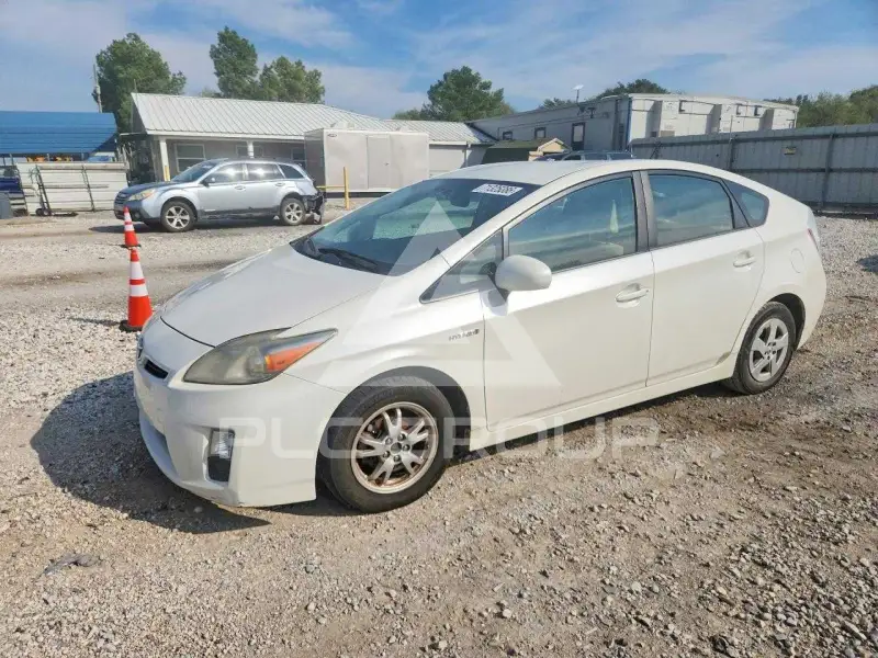 2011 Toyota PRIUS photo