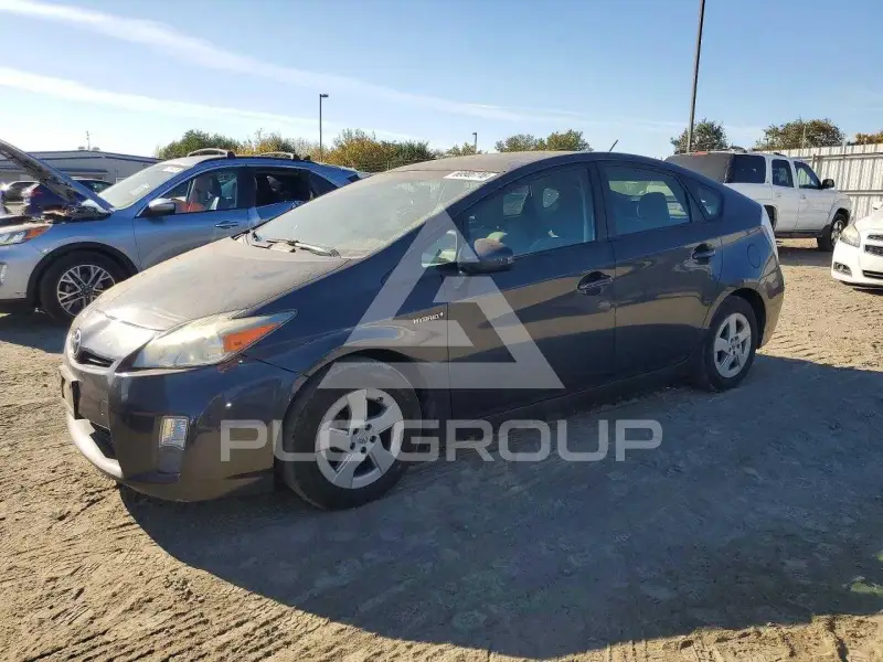 2011 Toyota PRIUS photo