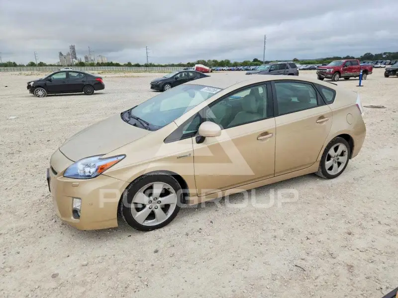 2011 Toyota PRIUS фото