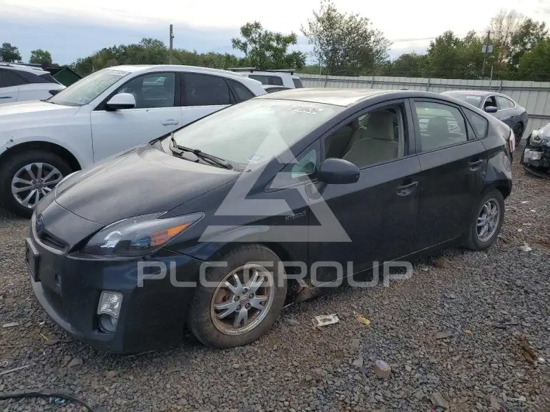 2011 Toyota PRIUS фото