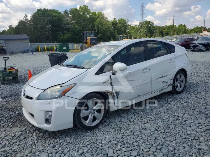 2011 Toyota PRIUS фото