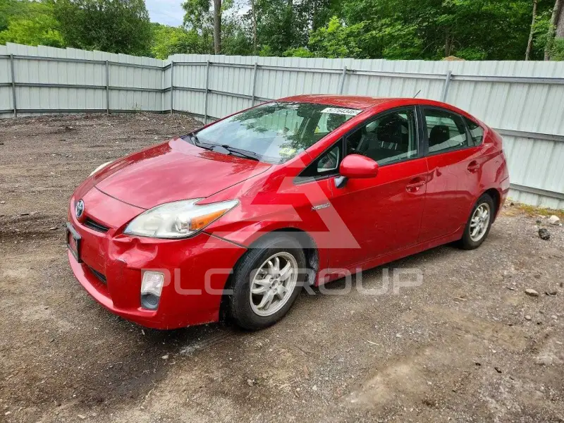 2011 Toyota PRIUS фото