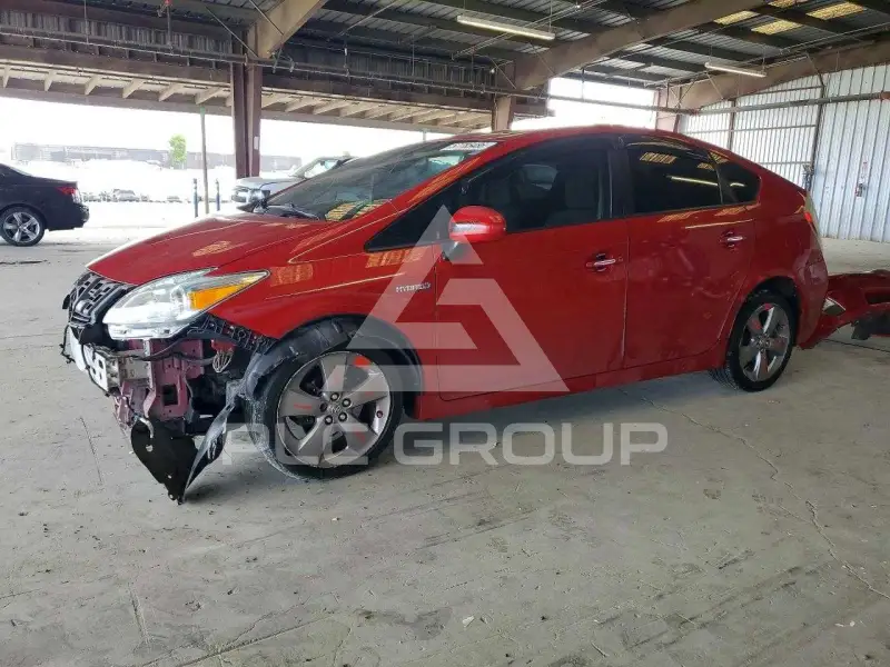 2011 Toyota PRIUS фото