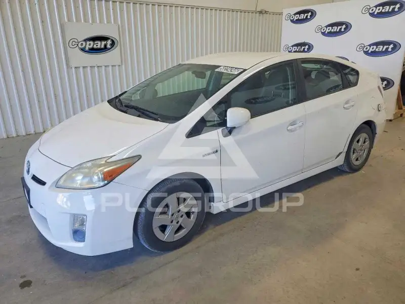 2011 Toyota PRIUS фото