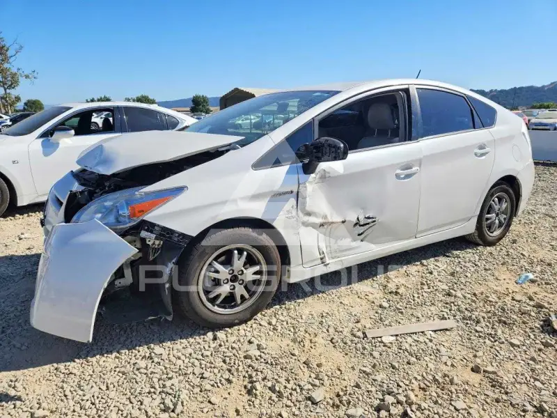 2011 Toyota PRIUS photo
