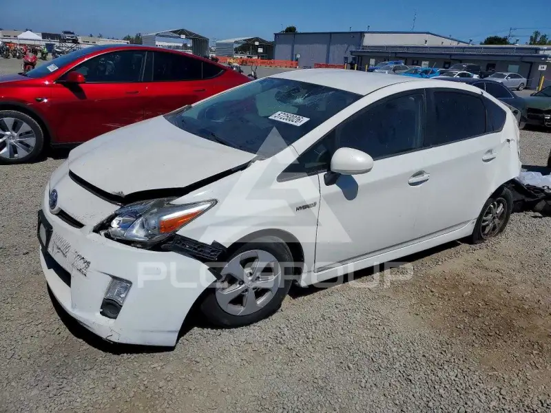 2011 Toyota PRIUS photo
