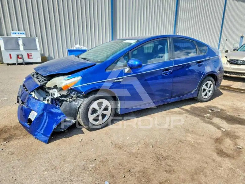 2011 Toyota PRIUS photo