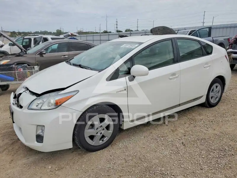 2011 Toyota PRIUS фото