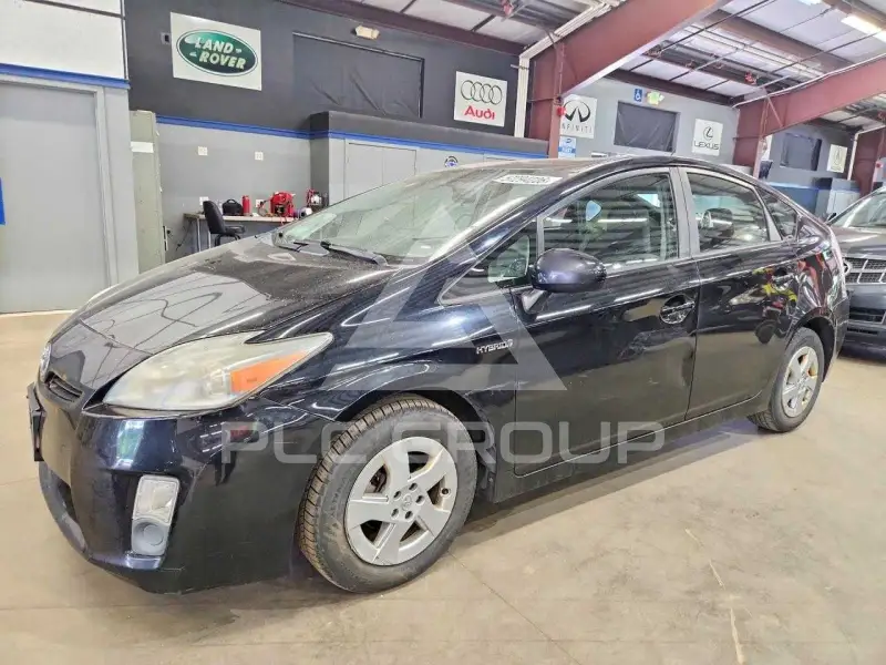 2011 Toyota PRIUS фото