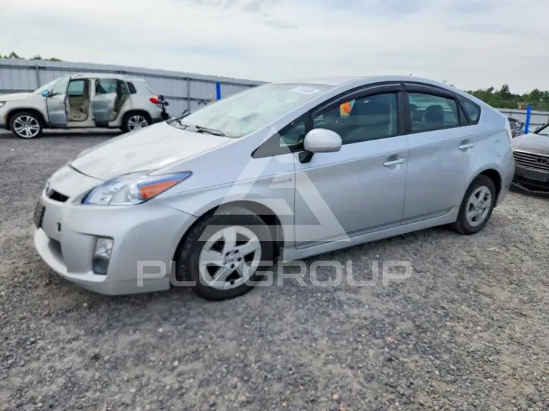 2011 Toyota PRIUS photo