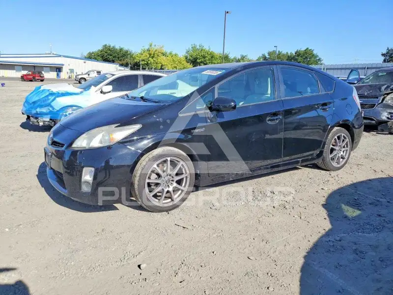 2011 Toyota PRIUS фото