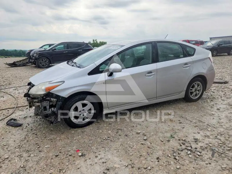 2011 Toyota PRIUS photo