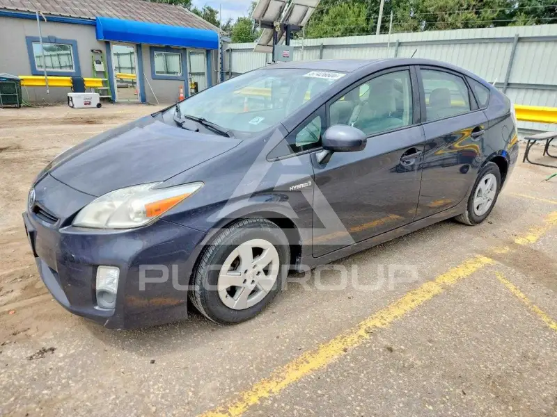 2011 Toyota PRIUS photo