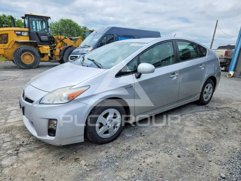 2011 Toyota PRIUS photo