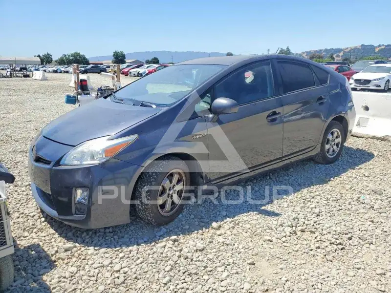 2011 Toyota PRIUS photo