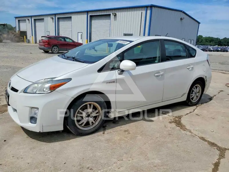 2011 Toyota PRIUS фото