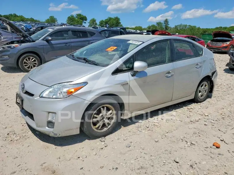 2011 Toyota PRIUS фото