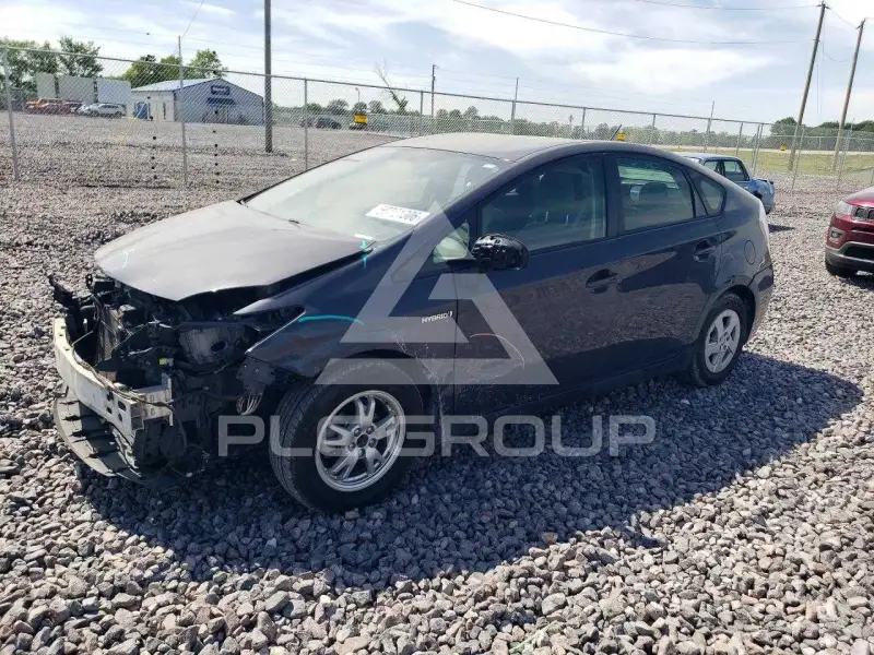 2011 Toyota PRIUS фото