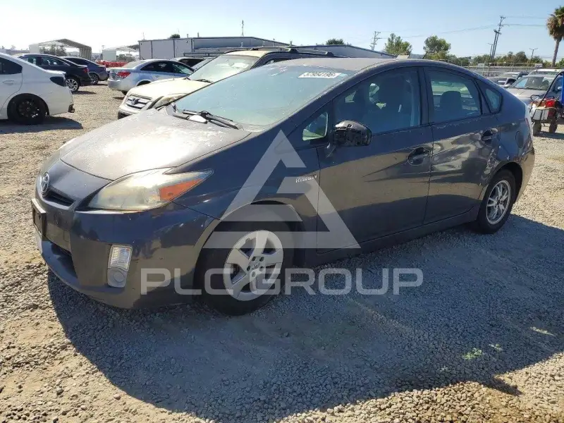 2011 Toyota PRIUS фото