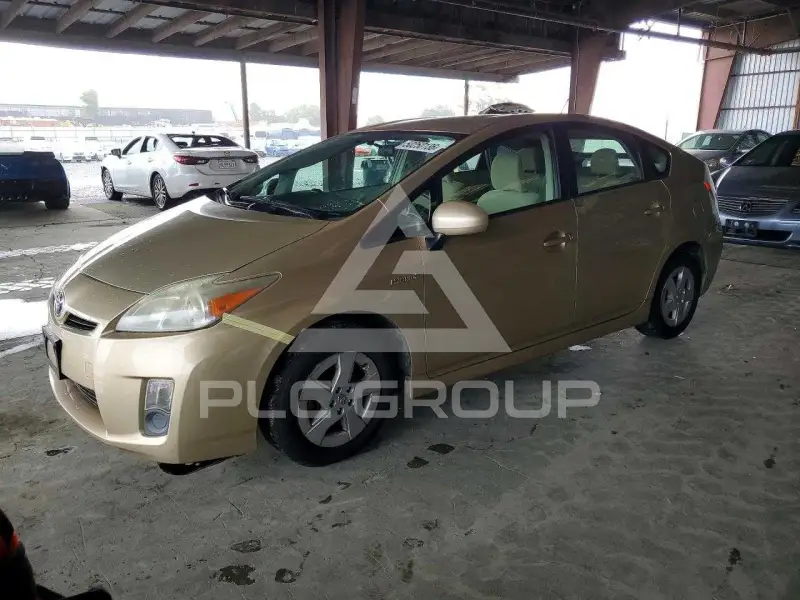 2011 Toyota PRIUS фото