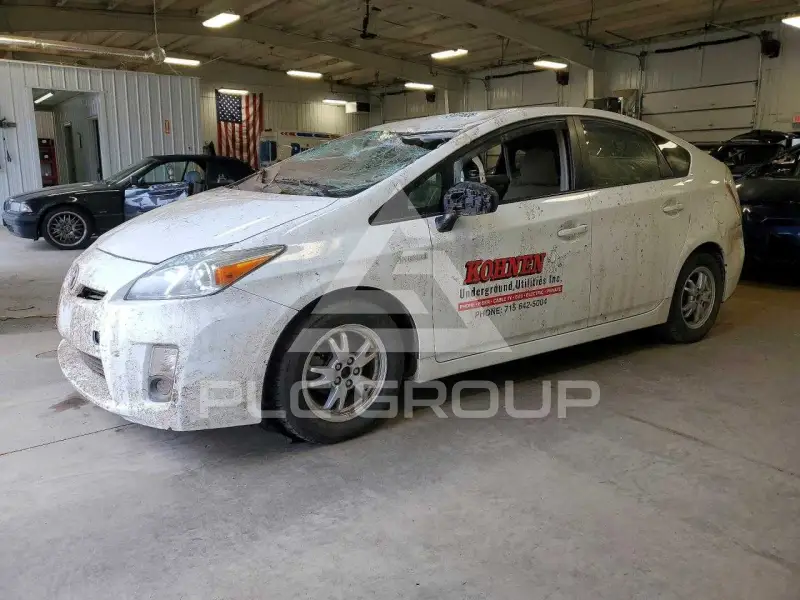 2011 Toyota PRIUS photo