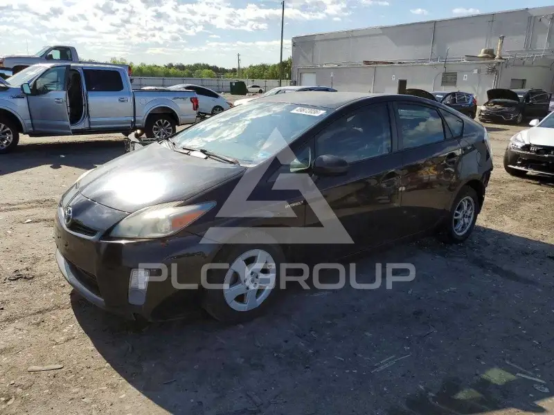 2011 Toyota PRIUS фото