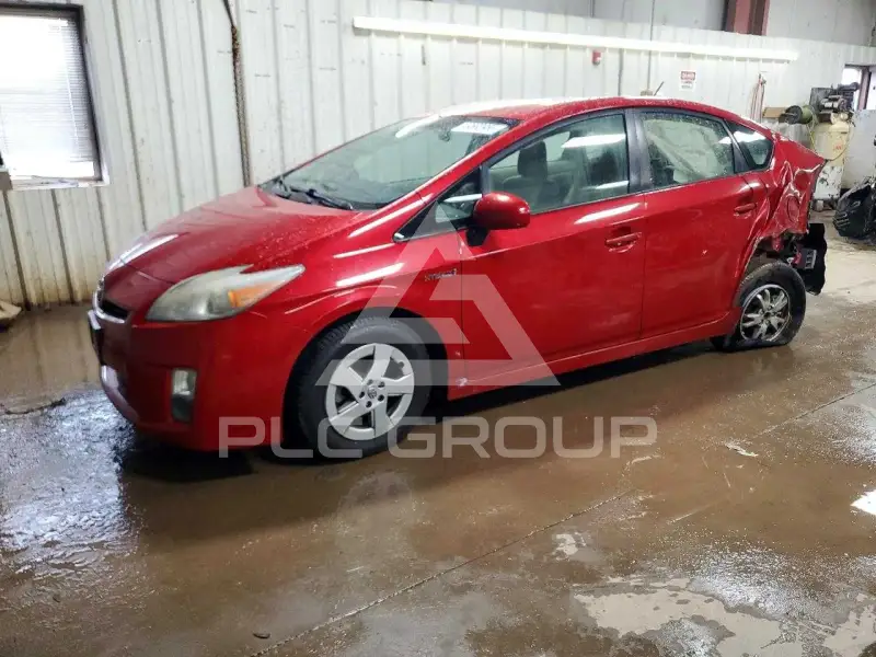 2011 Toyota PRIUS фото