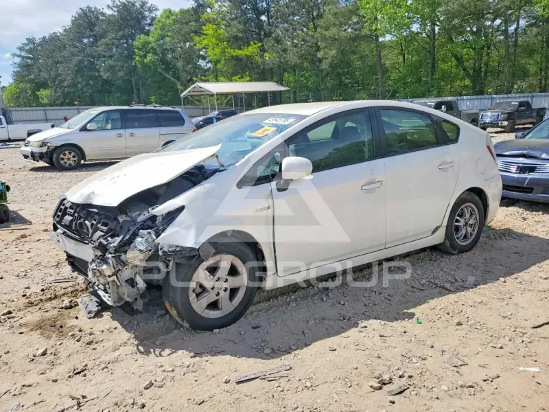 2011 Toyota PRIUS фото